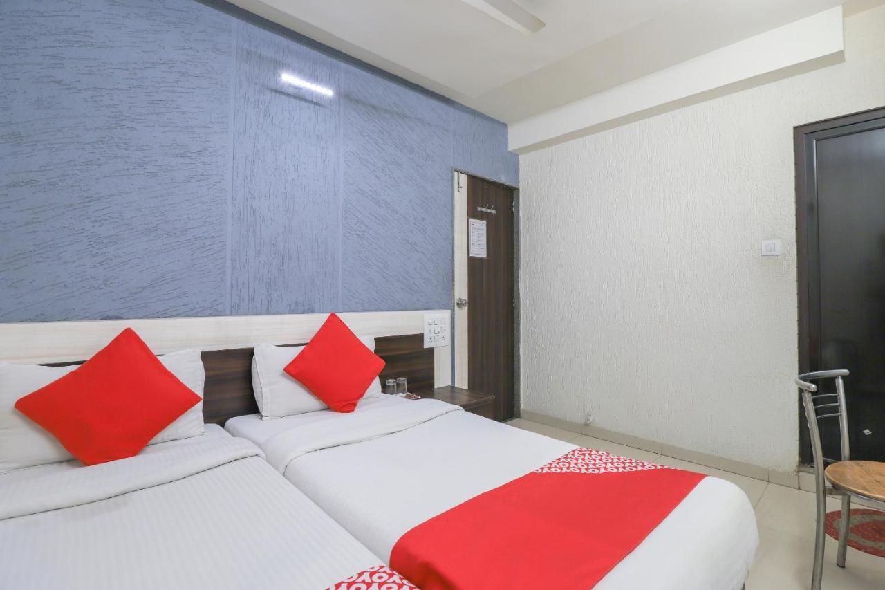 Hotel Jasmine 아흐메다바드 외부 사진