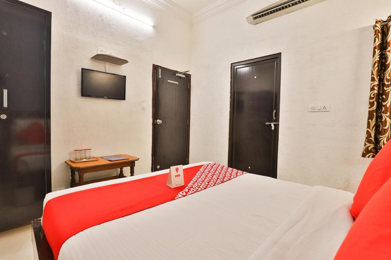 Hotel Jasmine 아흐메다바드 외부 사진